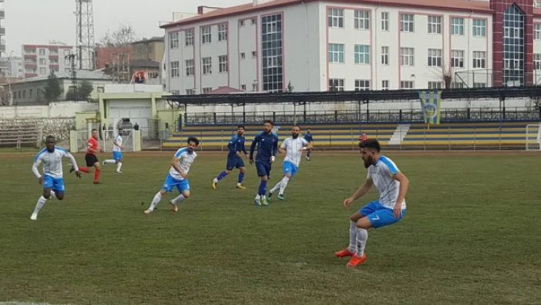 Siirtspor Düşme Hattına Yaklaştı! 9 Kişi Kaldı, Yine Yenildi!