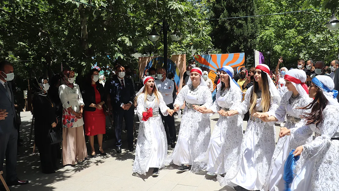 Siirt Halk Eğitim Merkezi Kursiyerleri Hünerlerini Sergilediler