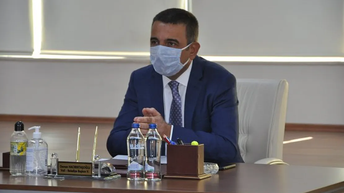 Siirt Valisi Hacıbektaşoğlu'nun Annesi Vefat Etti