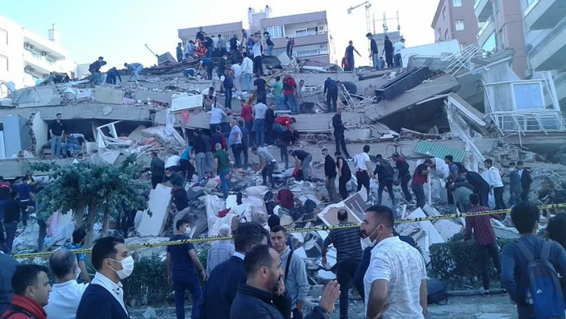 İzmir'deki depremde can kaybı artıyor