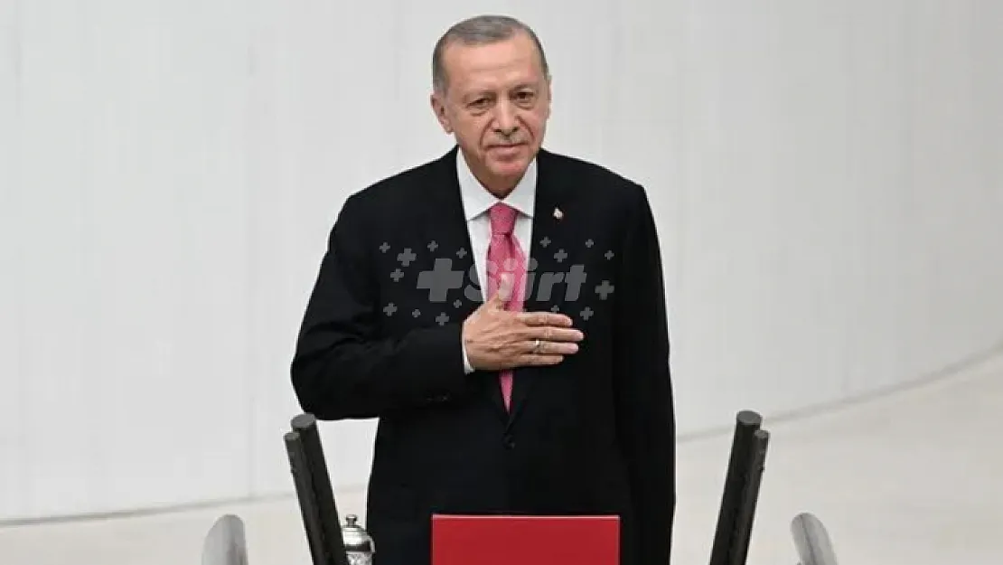 Erdoğan Meclis'te yemin etti! Yeni dönem başladı