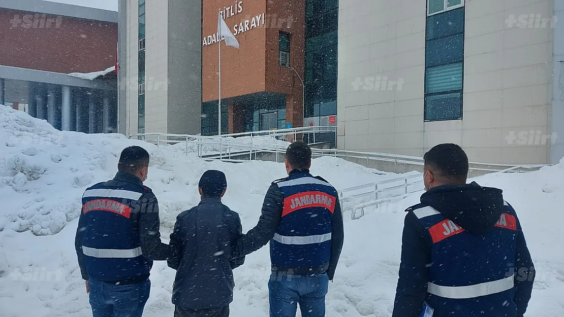 Komşu İlimizde Bir Minibüste 52 Kaçak Göçmen Yakalandı