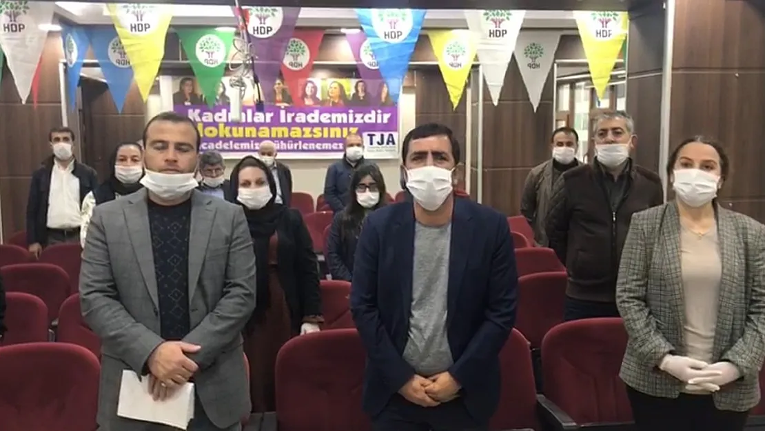 HDP Siirt İl Örgütü 1 Mayısı Basın Açıklamasıyla Kutladı