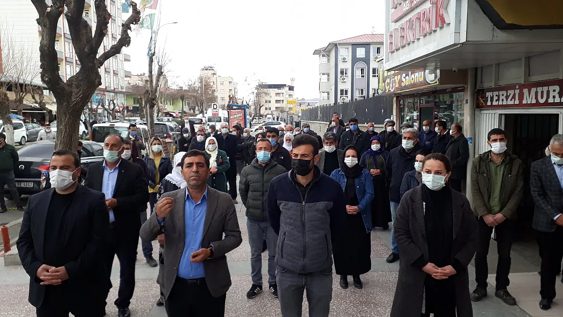 HDP'ye Açılan Kapatma Davası Siirt'te Protesto Edildi