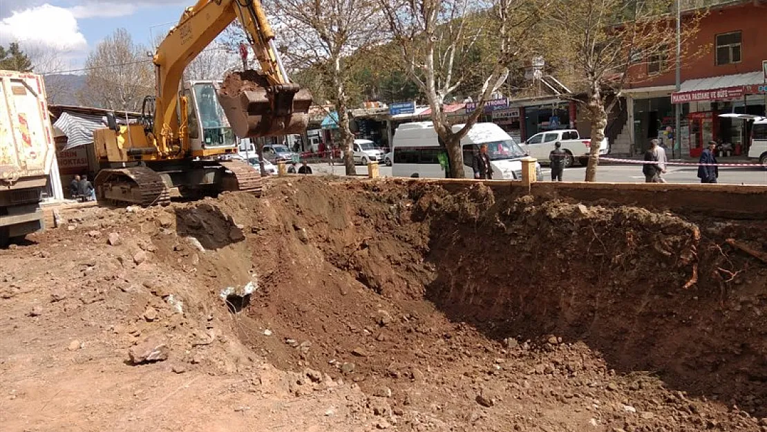 Baykan'da 'İstihdam Odaklı Yöresel Ürün Pazarı' Projesi Yapımına Başlandı