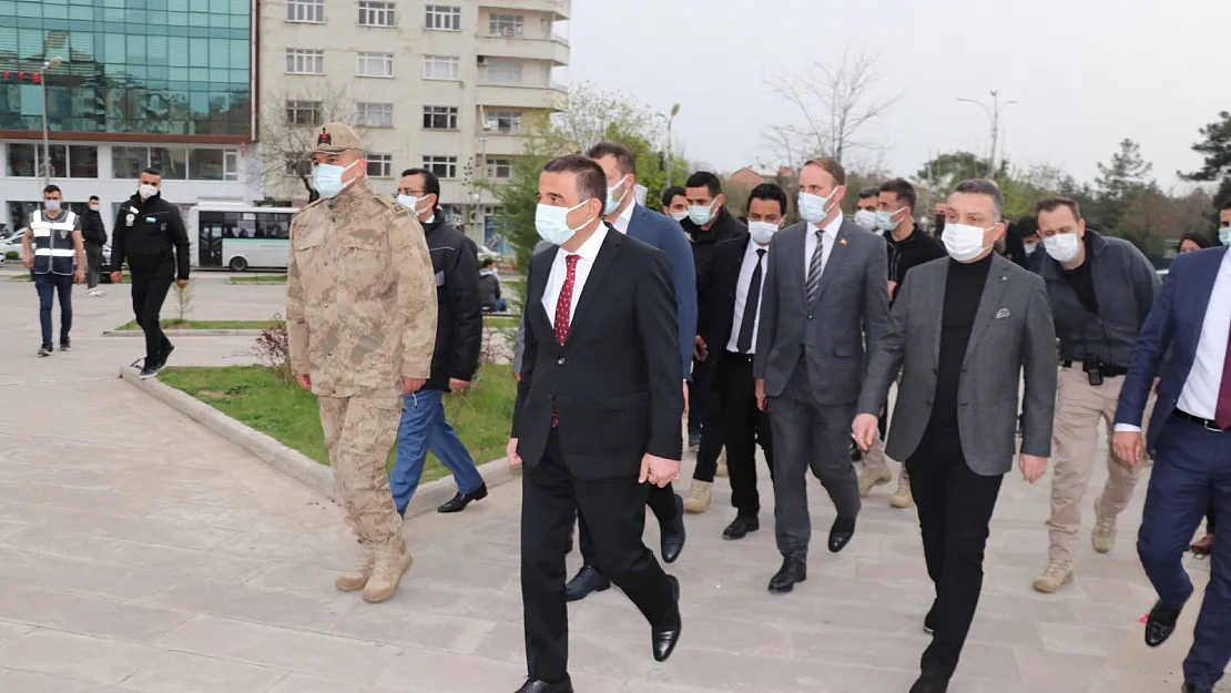 Siirt Valisinden Koronavirüs Hakkında Önemli Uyarı