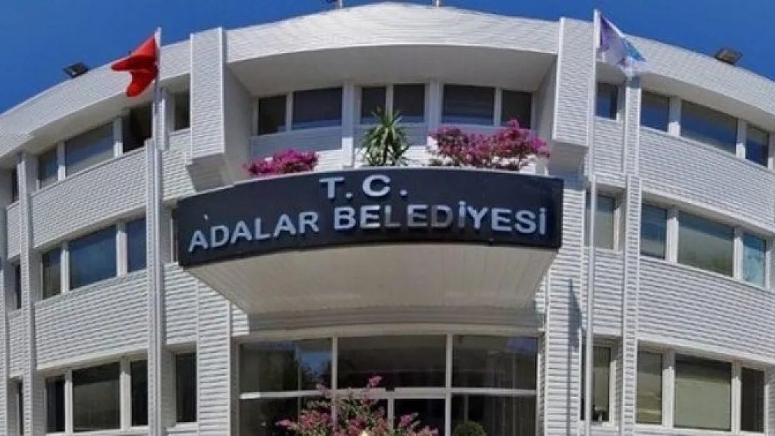 Su Bağlatamadı Belediye Binasına Ateş Etti