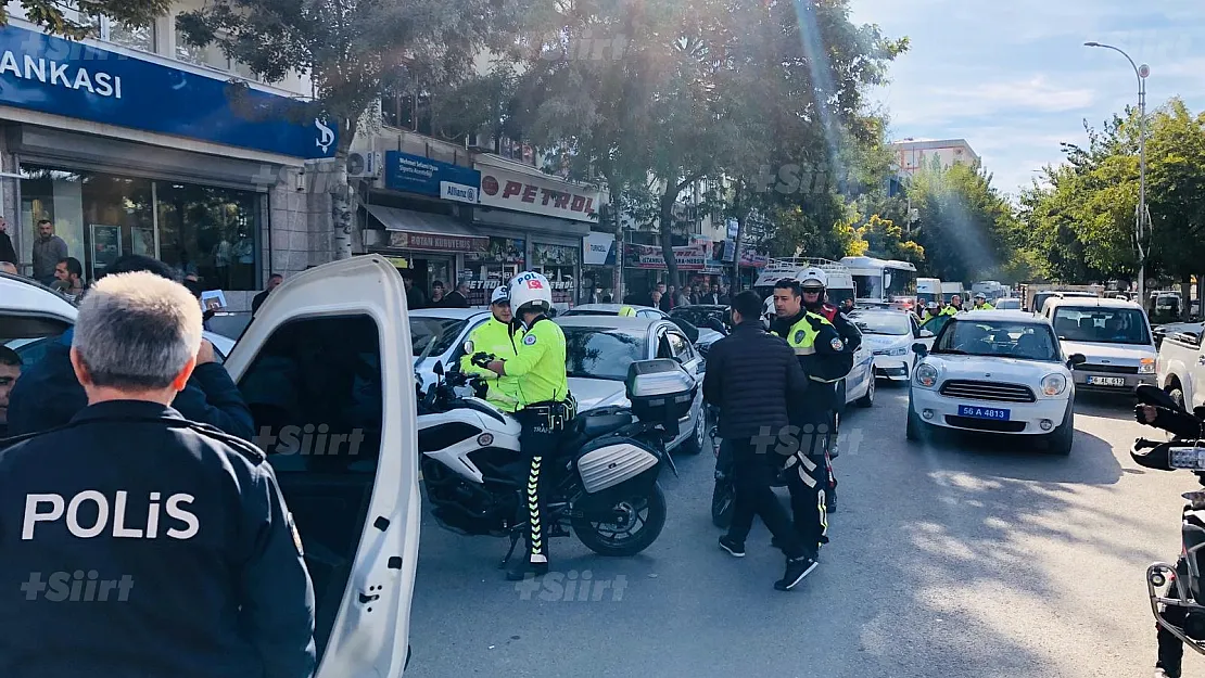 Siirt'te Trafik Polisine Ağır Hakaret Eden Kişi Yakalandı