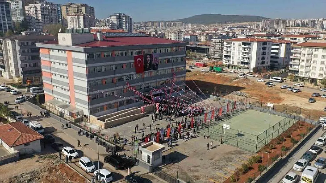 Fadıloğlu'na 'Teşekkür Plaketi'