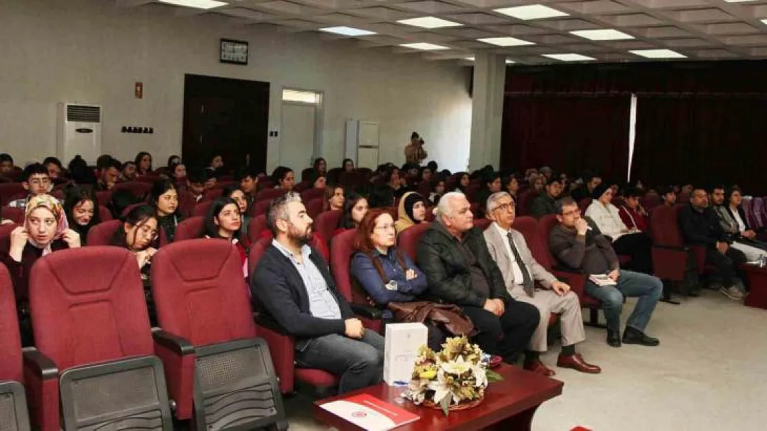 GAÜN'de 'Kutadgu Bilig Beyit Okumaları' konferansı