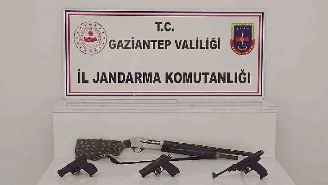 Gaziantep'te 14 adet ruhsatsız silah ele geçirildi: 11 gözaltı