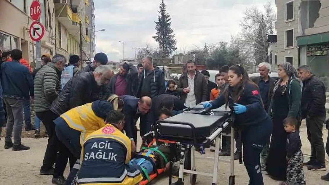 Gaziantep'te motosiklet ile otomobil çarpıştı: 1 yaralı