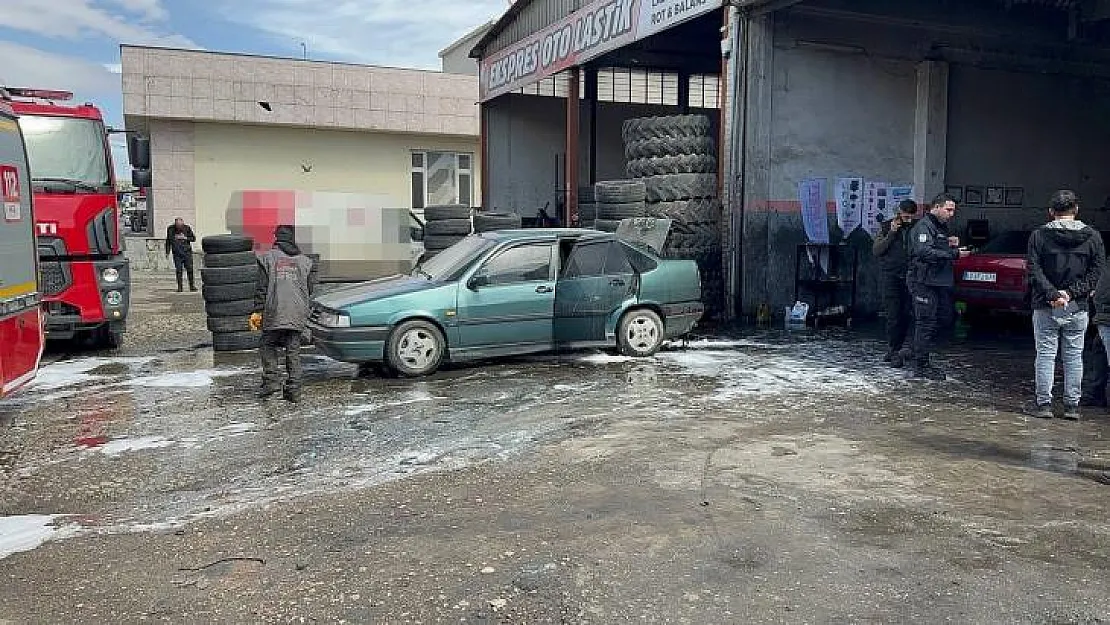 Gaziantep'te otomobilin LPG tüpünün patladığı anın görüntüsü ortaya çıktı