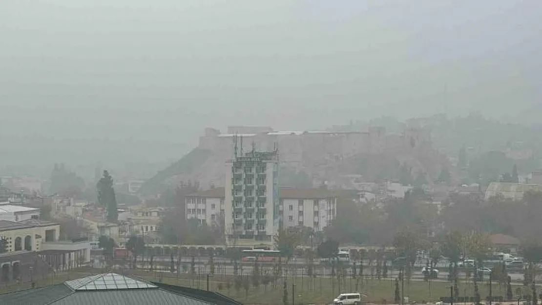 Gaziantep'te yoğun sis etkili oldu