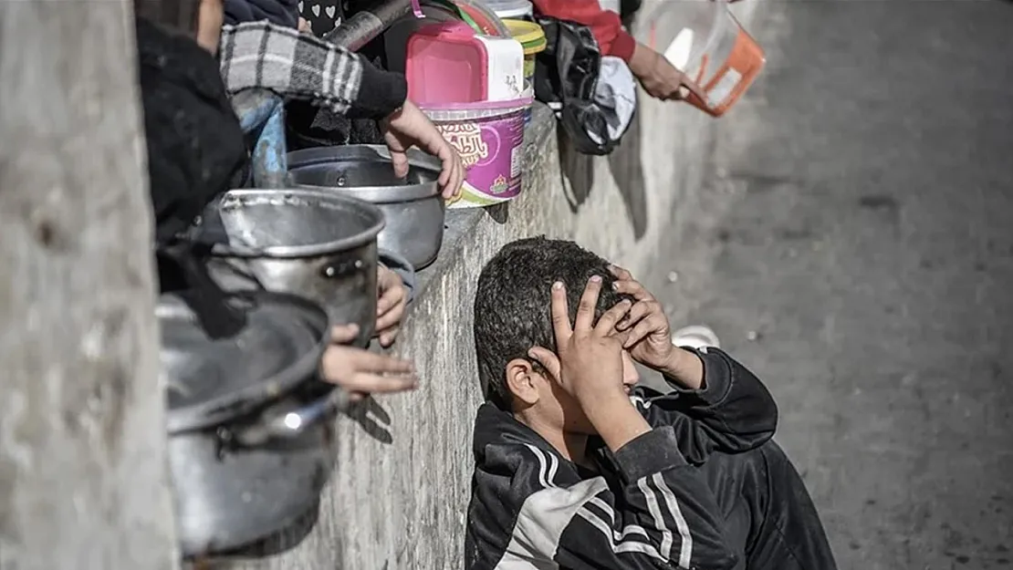 Gazze'de Açlıktan Ölenlerin Sayısı 281'e Yükseldi: 114'ü Çocuk