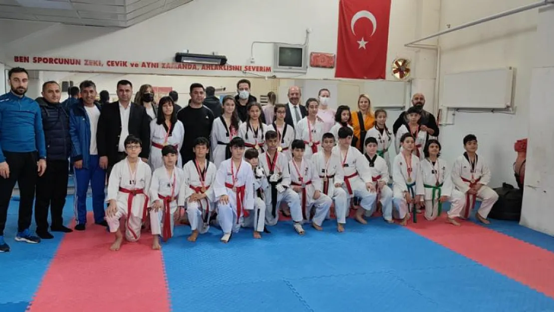 Gençlik Ve Spor İl Müdürü Olgaç, Başarılı Sporcuları Kutladı