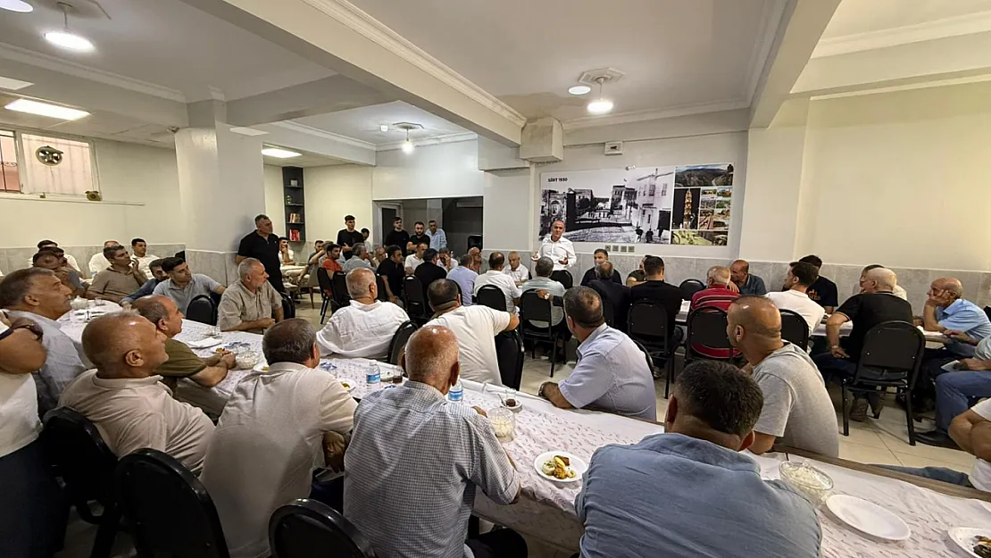 Gökçebağ Belediye Başkanı Ferzent Çiçek, İstanbul'da Hemşehri Buluşmasında Projelerini Anlattı