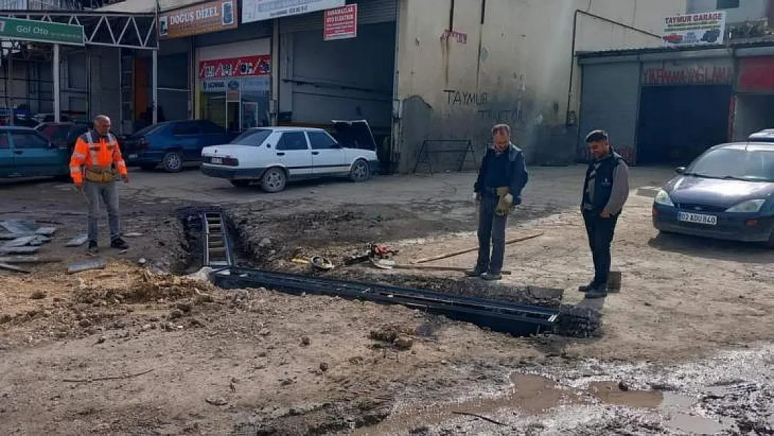 Gölbaşı Yeni Sanayi Sitesinin altyapı çalışmaları yapılıyor