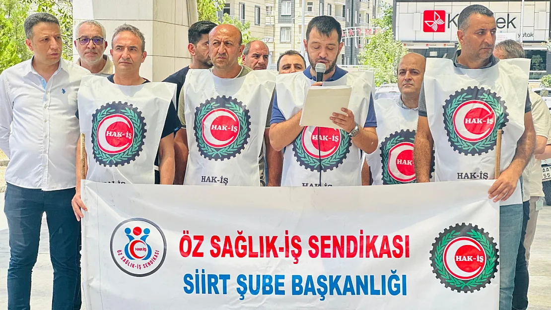 HAK-İŞ Şehitler İçin Tek Yürek Oldu: Siirt'te Anma Programı Düzenlendi