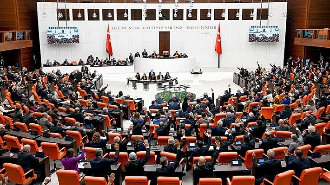 HDP'li Eski bakan duyurdu! 29 Ekim'de genel af ilan edilecek