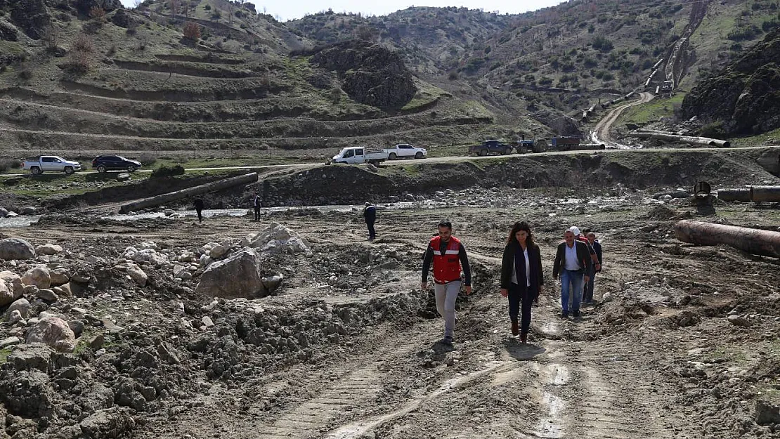 Eşbaşkan Işık Su kesintisine Neden Olan Çalışma Alanında İnceleme Yaptı