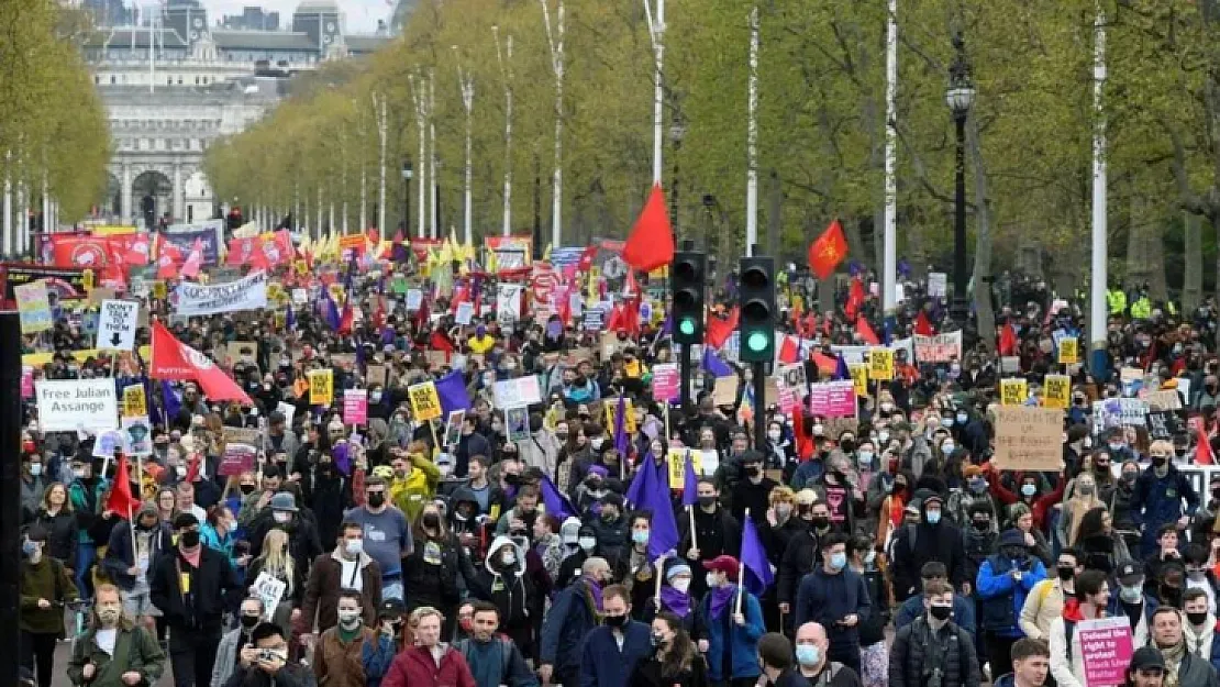 İngiltere'de 'protesto' yasakları: Yüzü kapatmak suç sayılacak