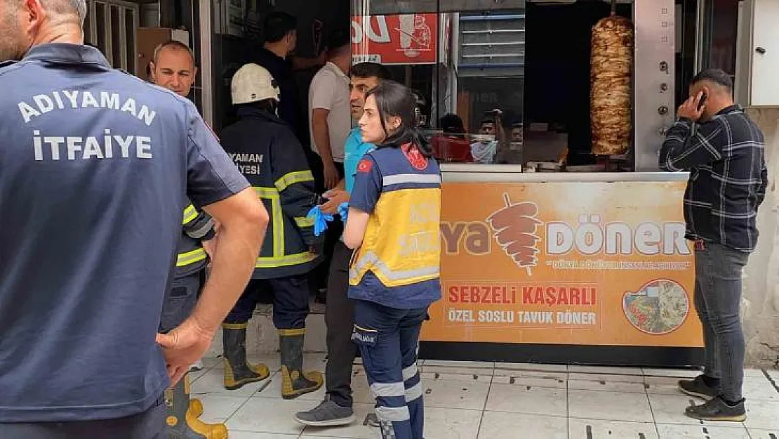 İş yerinde çıkan yangında 2 kişi dumandan etkilendi