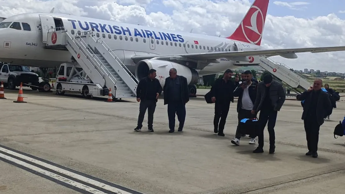 İstanbul-Siirt Seferini Yapan Uçak Siirt'e İnemedi: Yolcular Batman'a Yönlendirildi