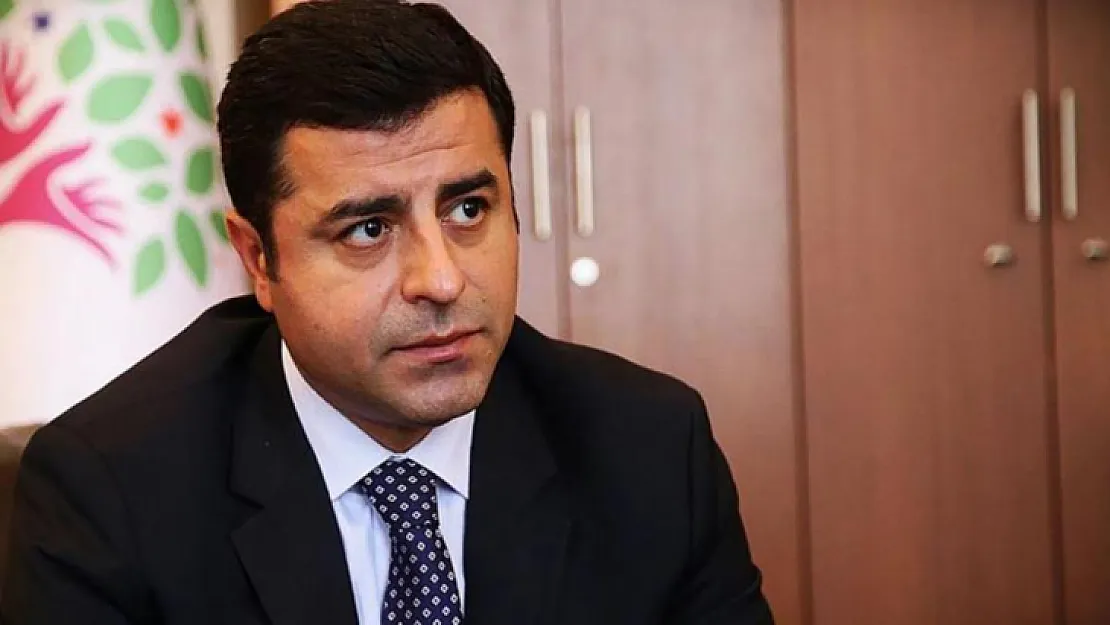 İYİ Parti binasına ateş edilmesiyle ilgili bir yorum da Demirtaş'tan: Bu tür saldırılar asla iktidardan bağımsız yapılamaz