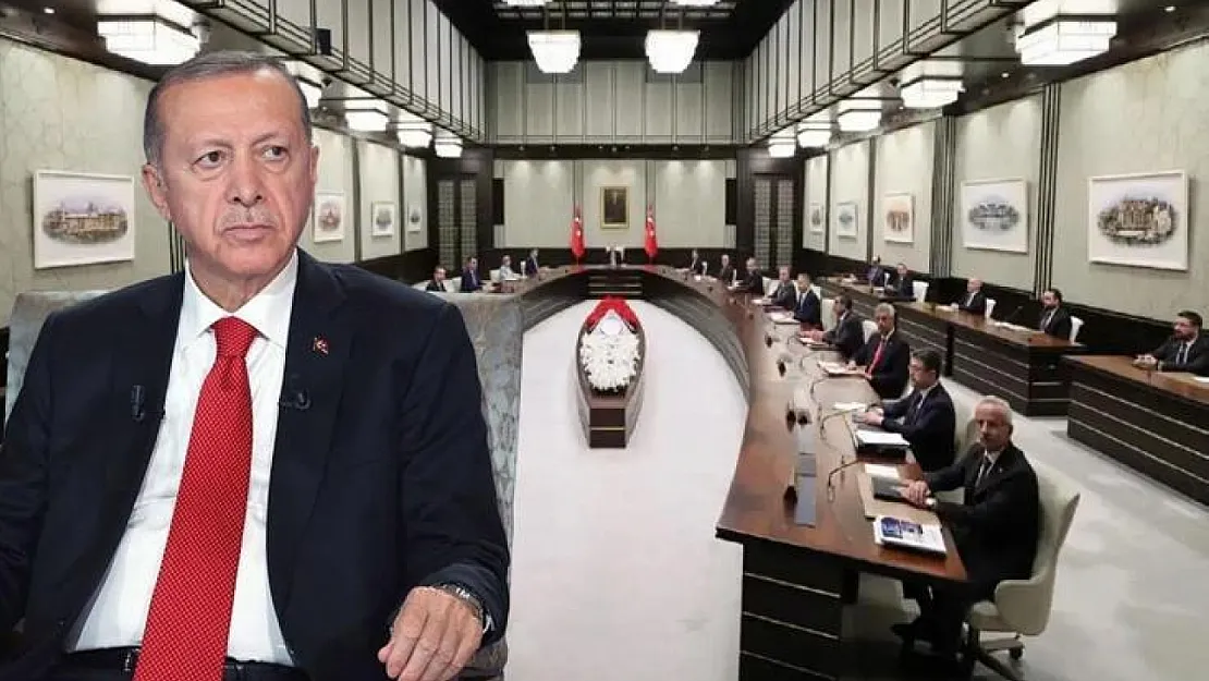 Kabine Revizyonu Yeniden Gündemde: Bazı Bakanlar Gidiyor mu, Yeni İsimler Yolda mı?