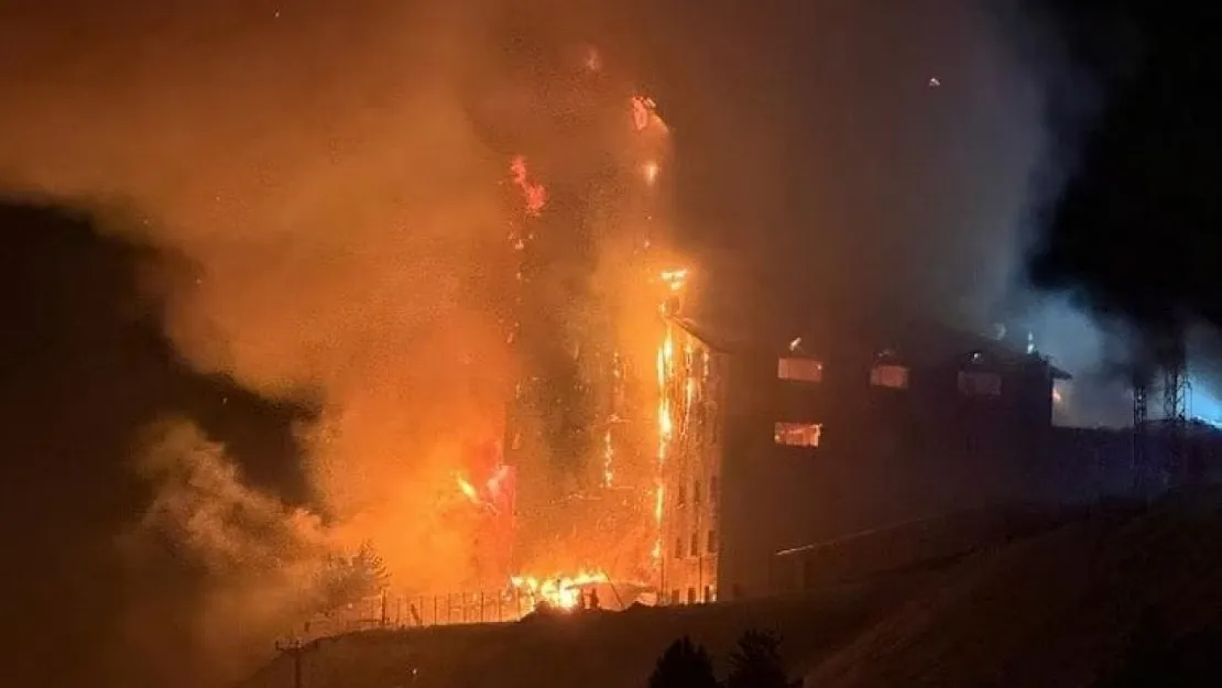 Kartalkaya'da Otel Yangını: 10 Kişi Hayatını Kaybetti