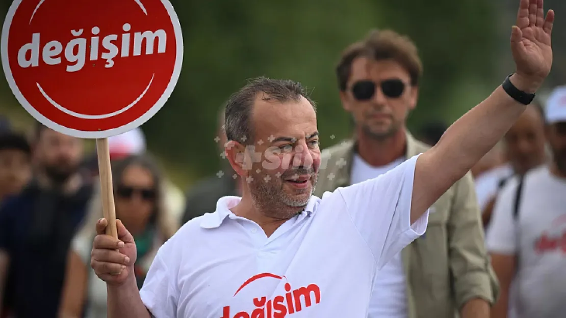 Kemal Kılıçdaroğlu'na sert sözlerle yüklenen Bolu Belediye Başkanı Tanju Özcan, CHP'den ihraç edildi