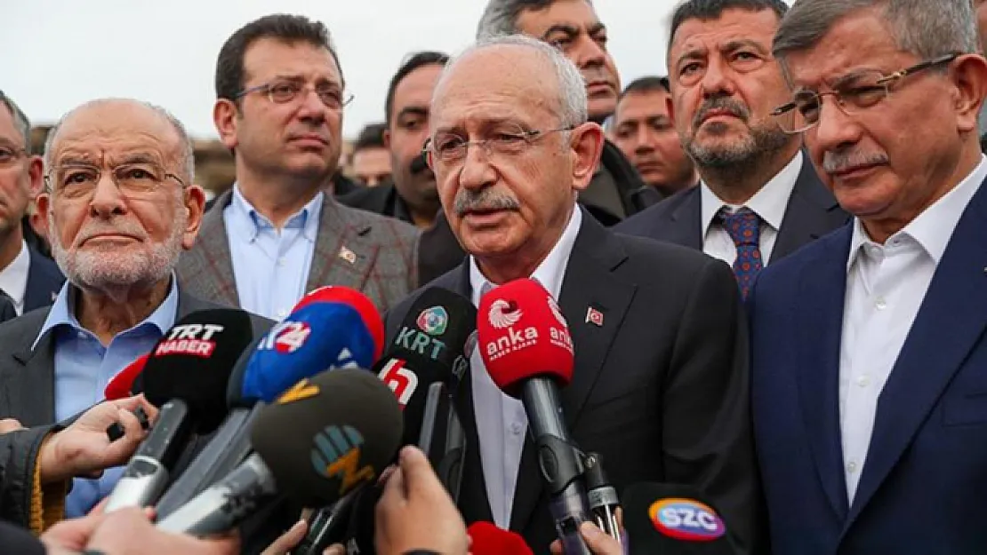 Kılıçdaroğlu'ndan büyük gaf! Hangi ittifakta olduğunu karıştırınca, Davutoğlu dürtüp düzelttirdi