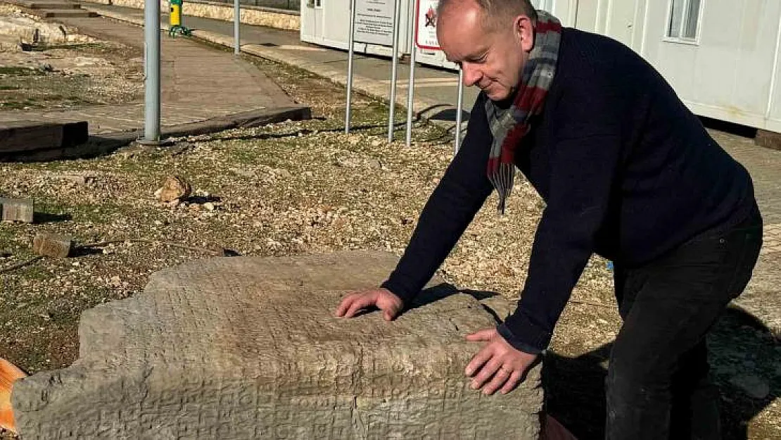 Kımıl Dağı'ndaki steller Kommagene'nin dini tarihine yeni bir soluk kazandırdı