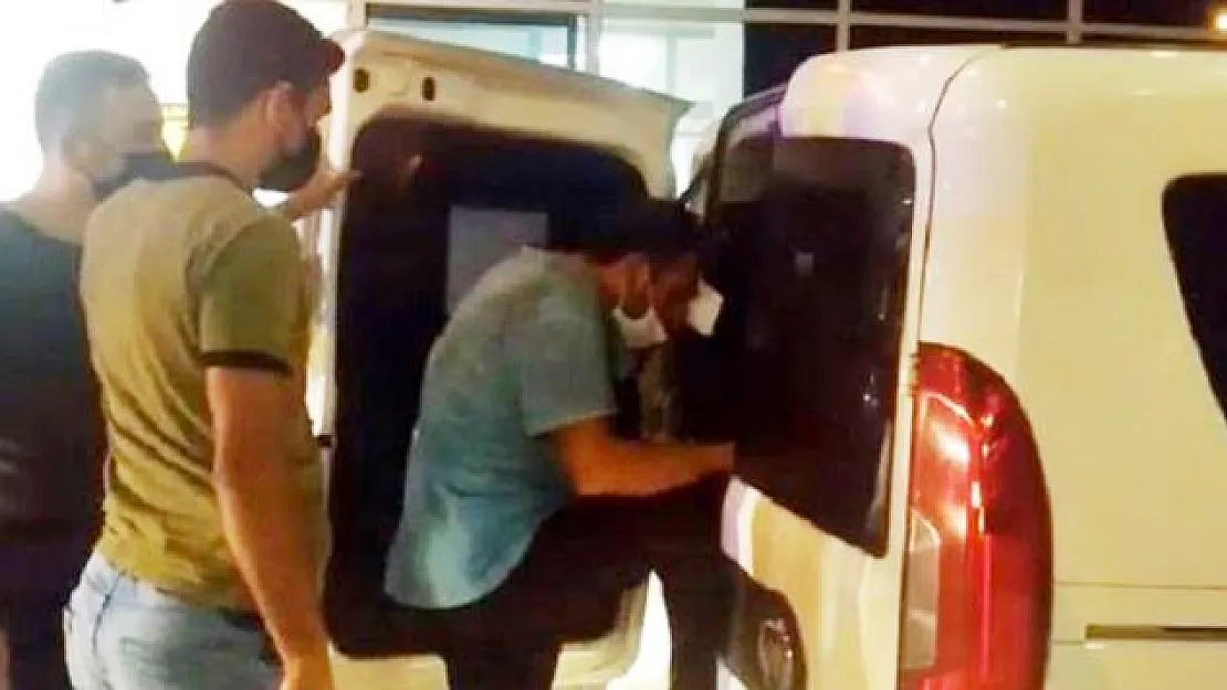 Kına gecesi kanlı bitti! Damat ve annesi, gözü dönen dayı tarafından bıçaklandı