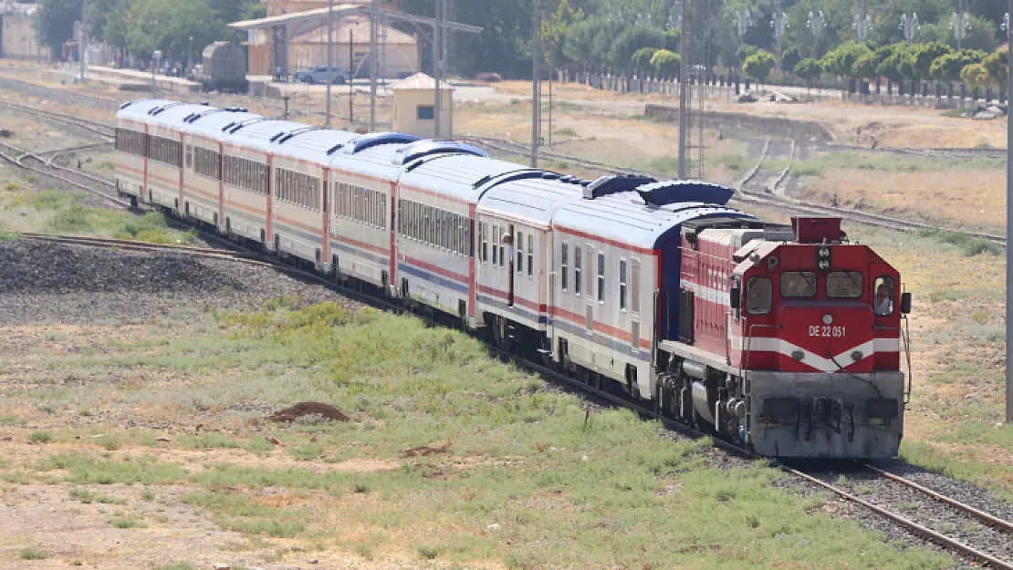 Kurtalan'daki Tren İstasyonuna İlişkin Önemli Açıklama! Vatandaşlar O Tarihlerde Dikkatli Olsun!