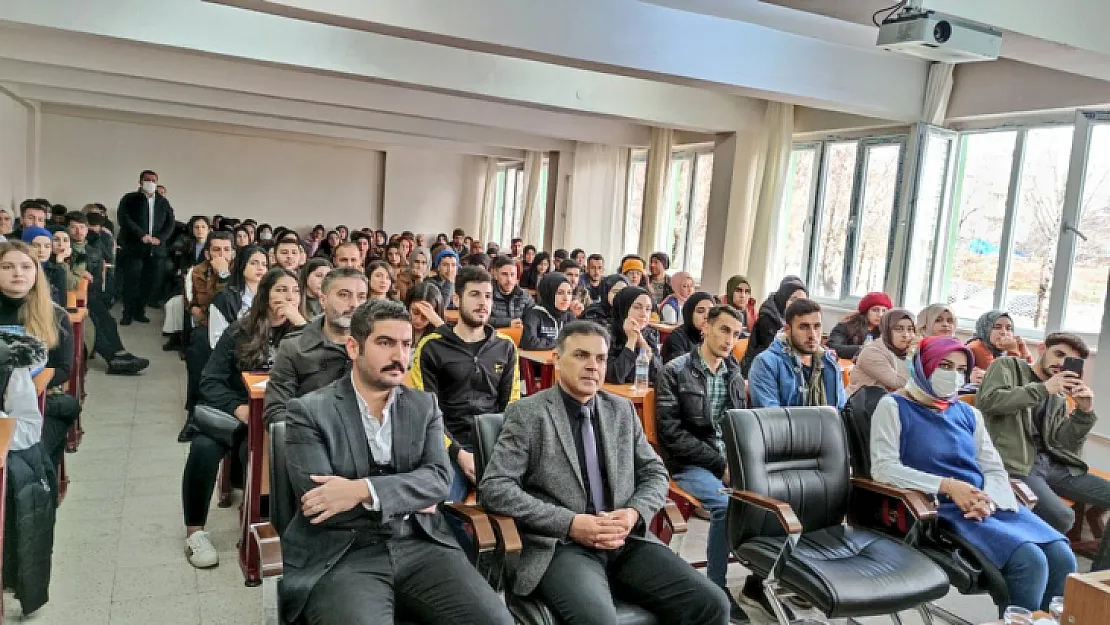 Kurtalan MYO Kariyer Günlerine Öğrencilerden Yoğun İlgi