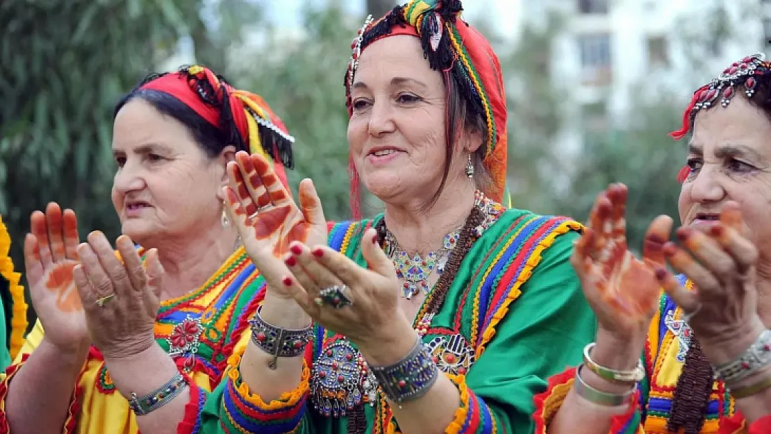 Kuzey Afrika'nın en büyük kabilelerinden Amaziğ-Berberiler, 2973 yılına girdi