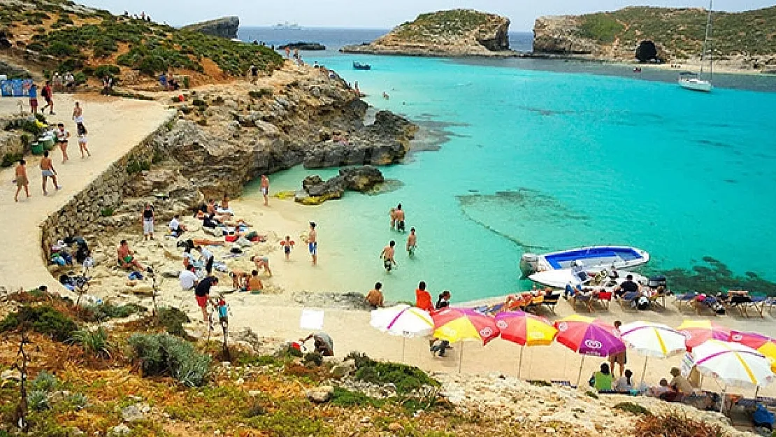 Malta'da turizmi canlandırmak için ülkeye gelen turistlere kişi başı 200 euro verilecek