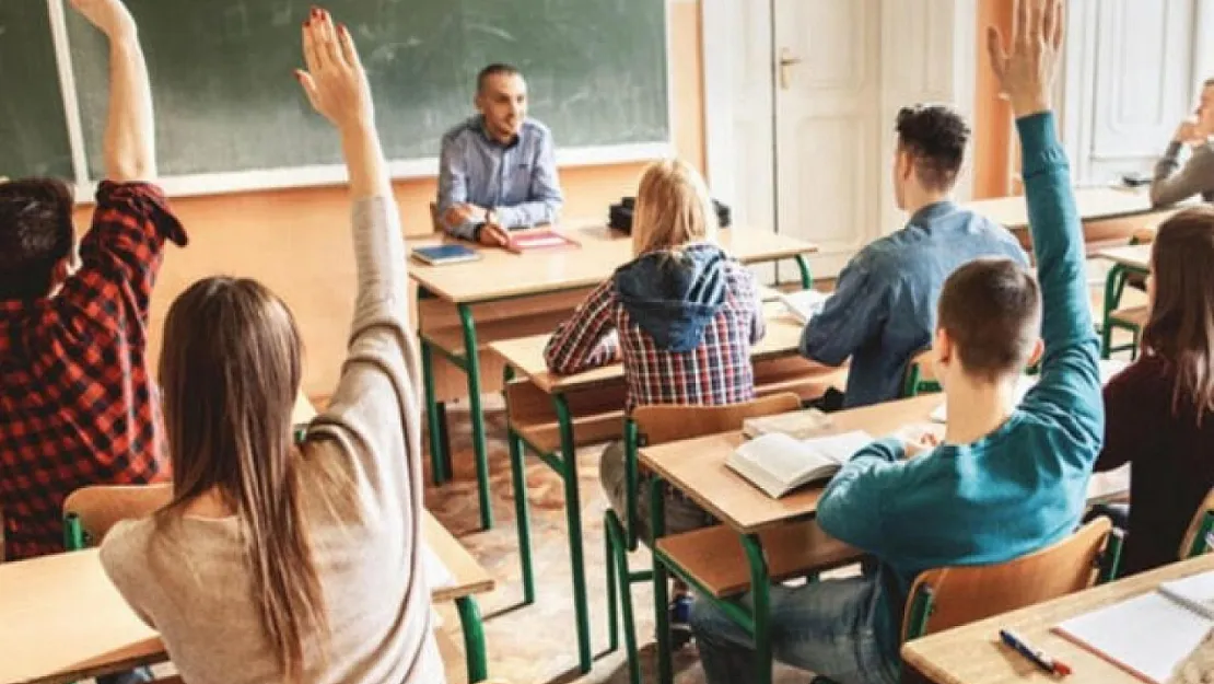 MEB harekete geçti! Zorunlu lise eğitiminde büyük değişim yaşanacak
