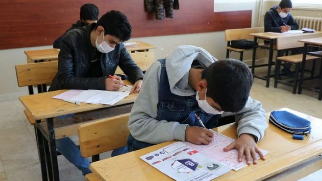 MEB, LGS başvuru kılavuzunu yayımladı! LGS başvuru tarihleri açıklandı