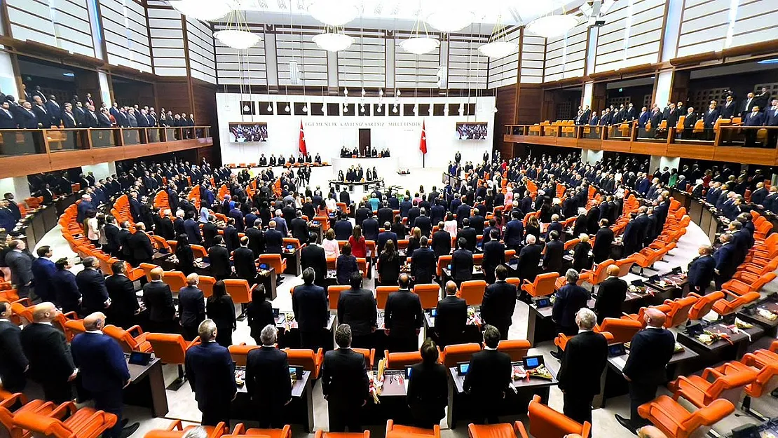 Meclis Çalışmalarına 1 Ekim'e Kadar Ara Verdi
