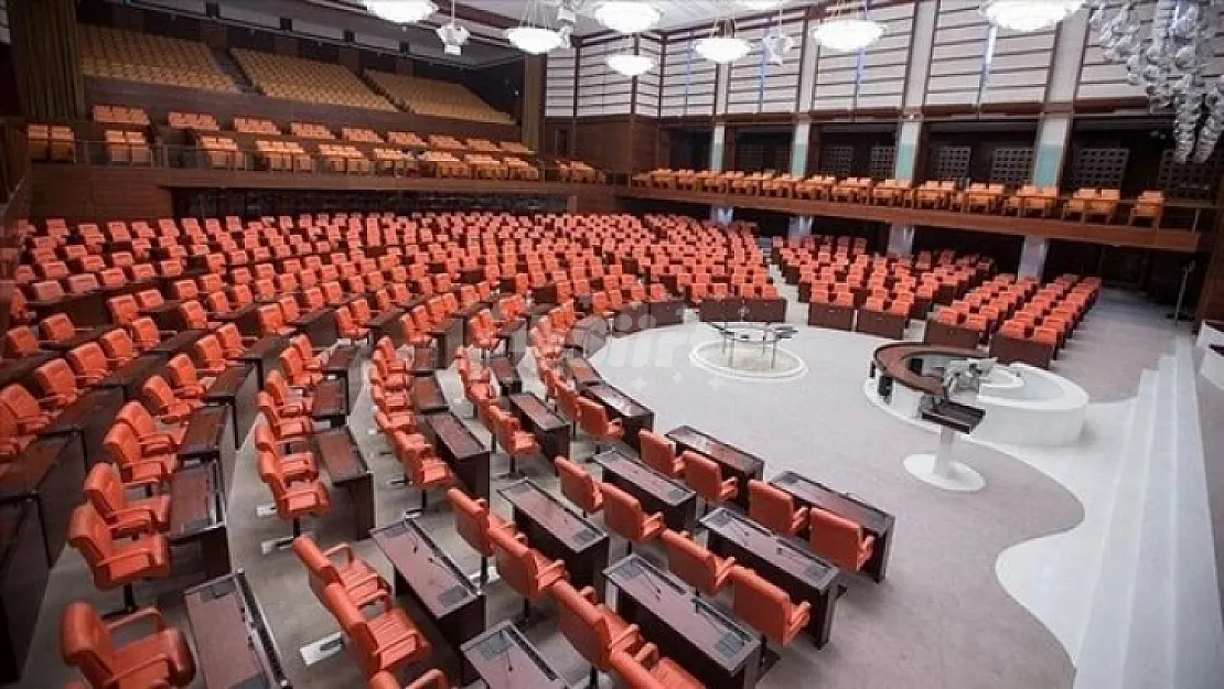 Meclis Olağanüstü Toplanıyor! Meclis Başkanı Kurtulmuş, Genel Kurulu toplantıya çağırdı