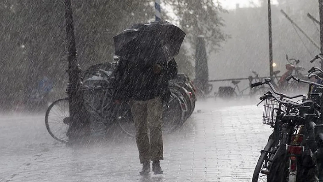 Meteoroloji'den peş peşe uyarılar! Kuvvetli şekilde geliyor