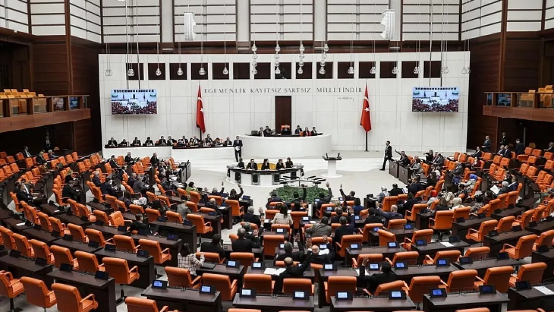 MHP'den 'cinsiyet değişikliği' teklifi