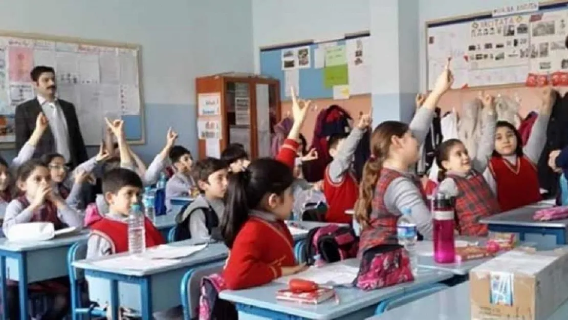 Milli Eğitim Bakanlığı'ndan yeni karar! Artık değişti: Anasınıfı, ilkokul, liseler...