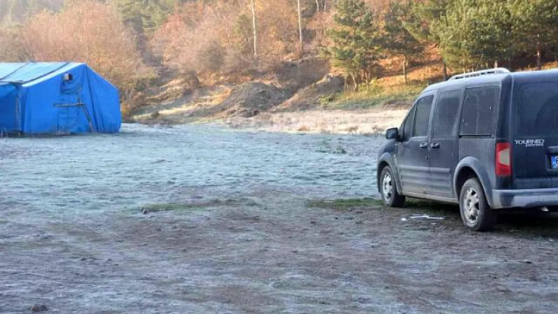 Muhtar dahil 3 kişinin cesedi ağılda bulundu, şoka giren köylünün sözleri kafa karıştırdı