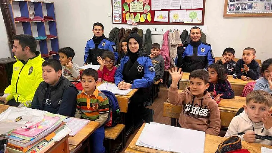 Öğrencilere trafik eğitimi verildi