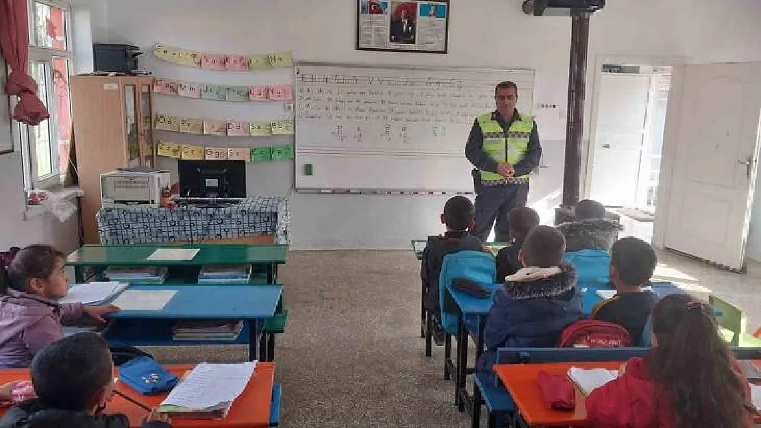 Oğuzeli'nde öğrencilere trafik eğitimi