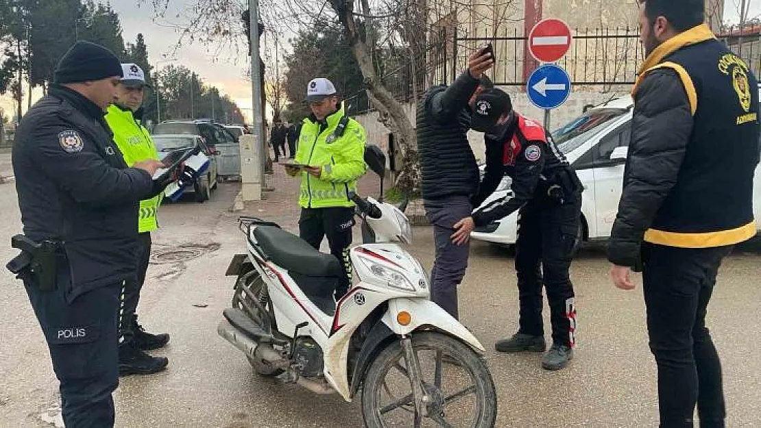 Okul önlerinde asayiş denetimi yapıldı